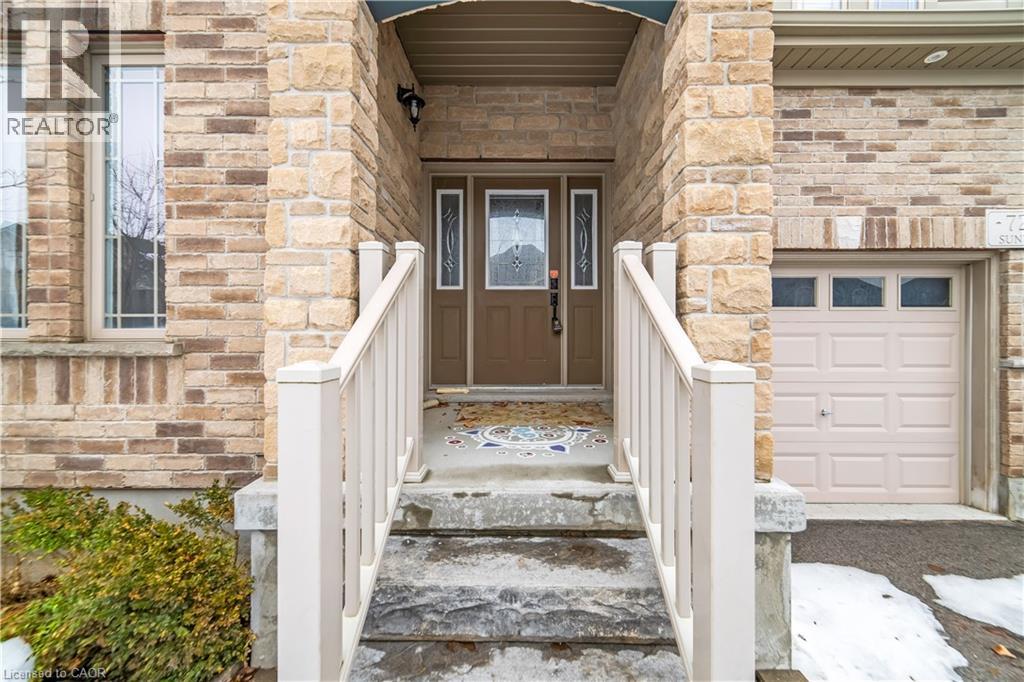 722 Sundew Drive, Waterloo, Ontario  N2V 0C4 - Photo 2 - 40798856