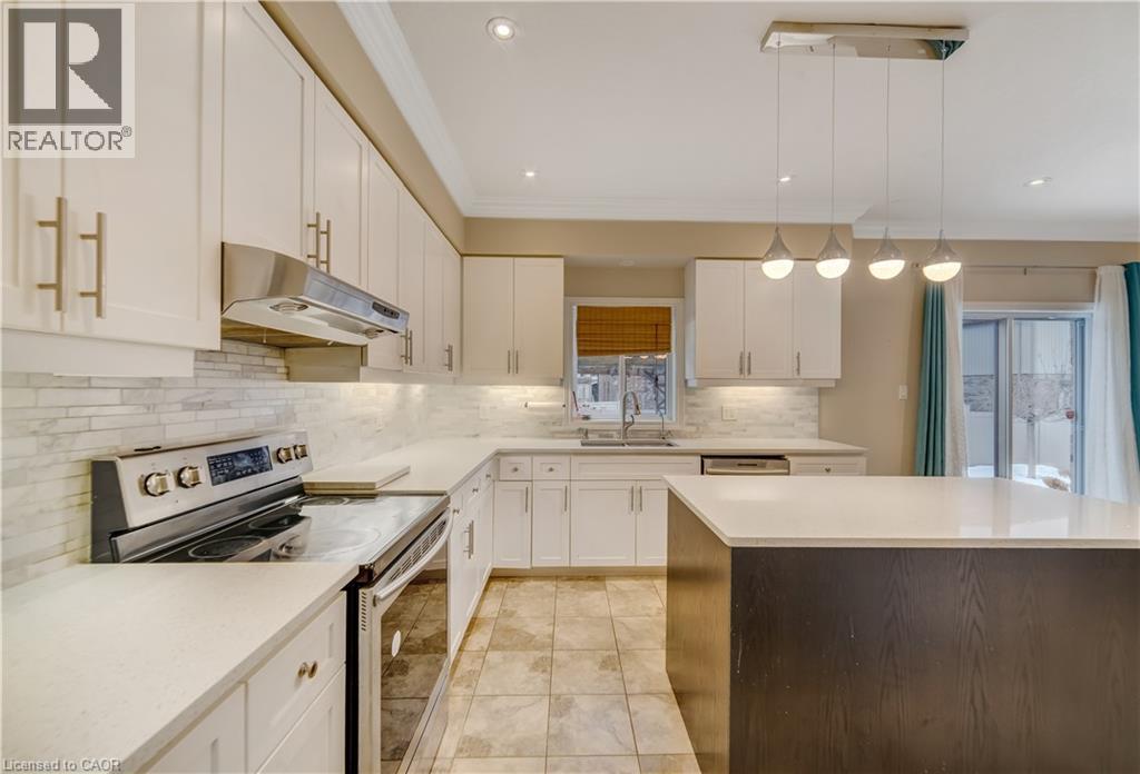 722 Sundew Drive, Waterloo, Ontario  N2V 0C4 - Photo 6 - 40798856