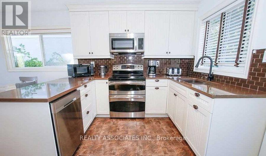 1737 Cedar Grove Avenue, Innisfil, Ontario  L9S 4K9 - Photo 12 - N12696032