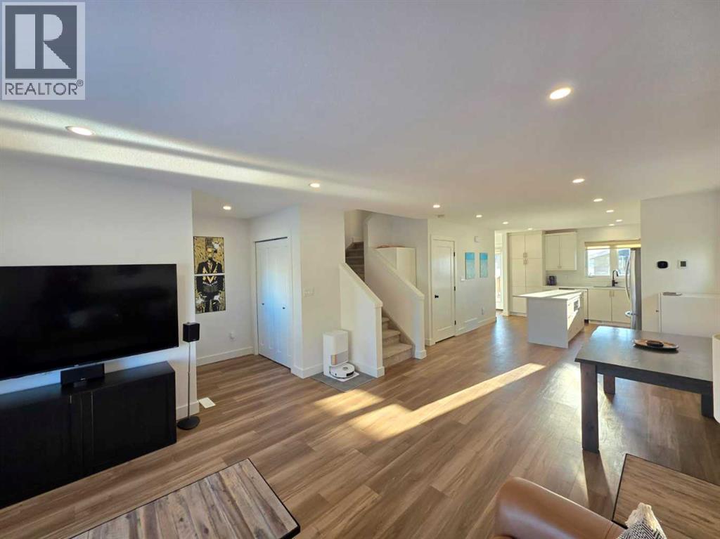 2713 11 Avenue, Wainwright, Alberta  T9W 0A5 - Photo 3 - A2277799