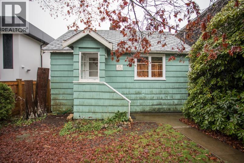 11 Hythe Avenue, Burnaby, British Columbia  V5B 3H6 - Photo 10 - R3073753