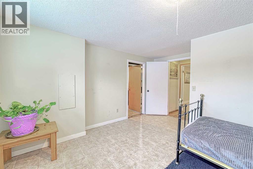 24 Shawmeadows Road Sw, Calgary, Alberta  T2Y 1B2 - Photo 24 - A2275194