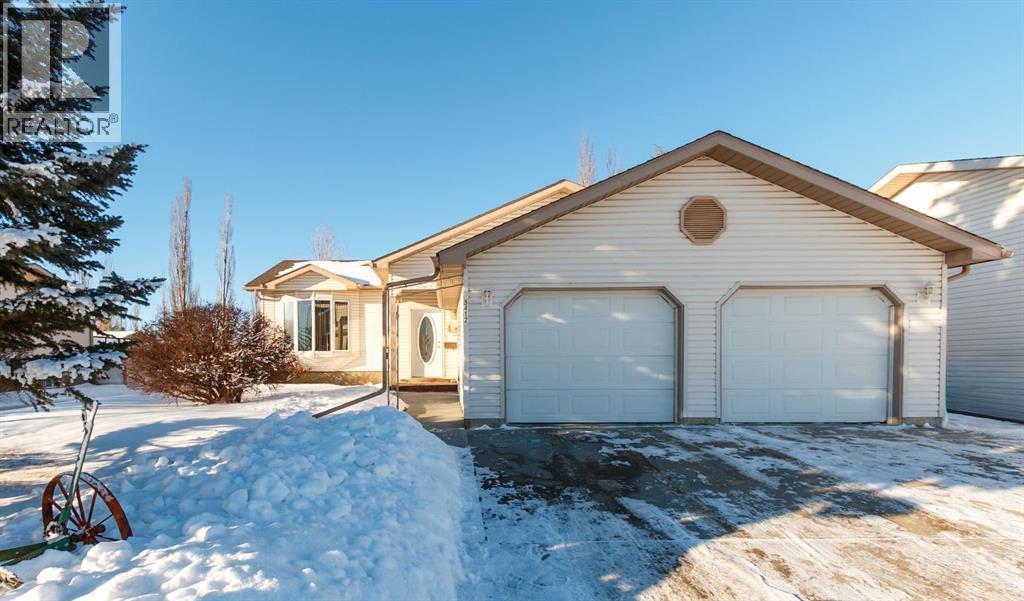 5412 61 Avenue, Olds, Alberta  T4H 1V3 - Photo 1 - A2277904