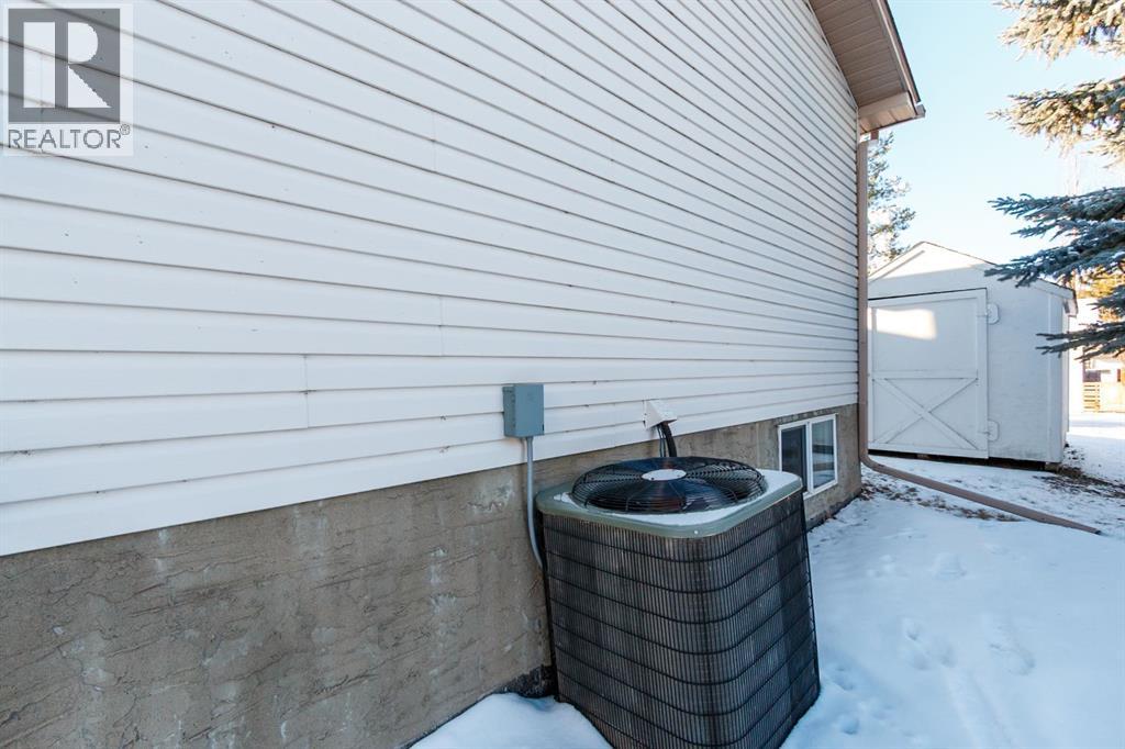 5412 61 Avenue, Olds, Alberta  T4H 1V3 - Photo 35 - A2277904