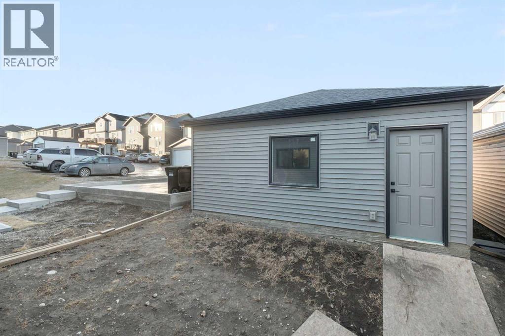 99 Edith Passage Nw, Calgary, Alberta  T3R 2B5 - Photo 45 - A2278688