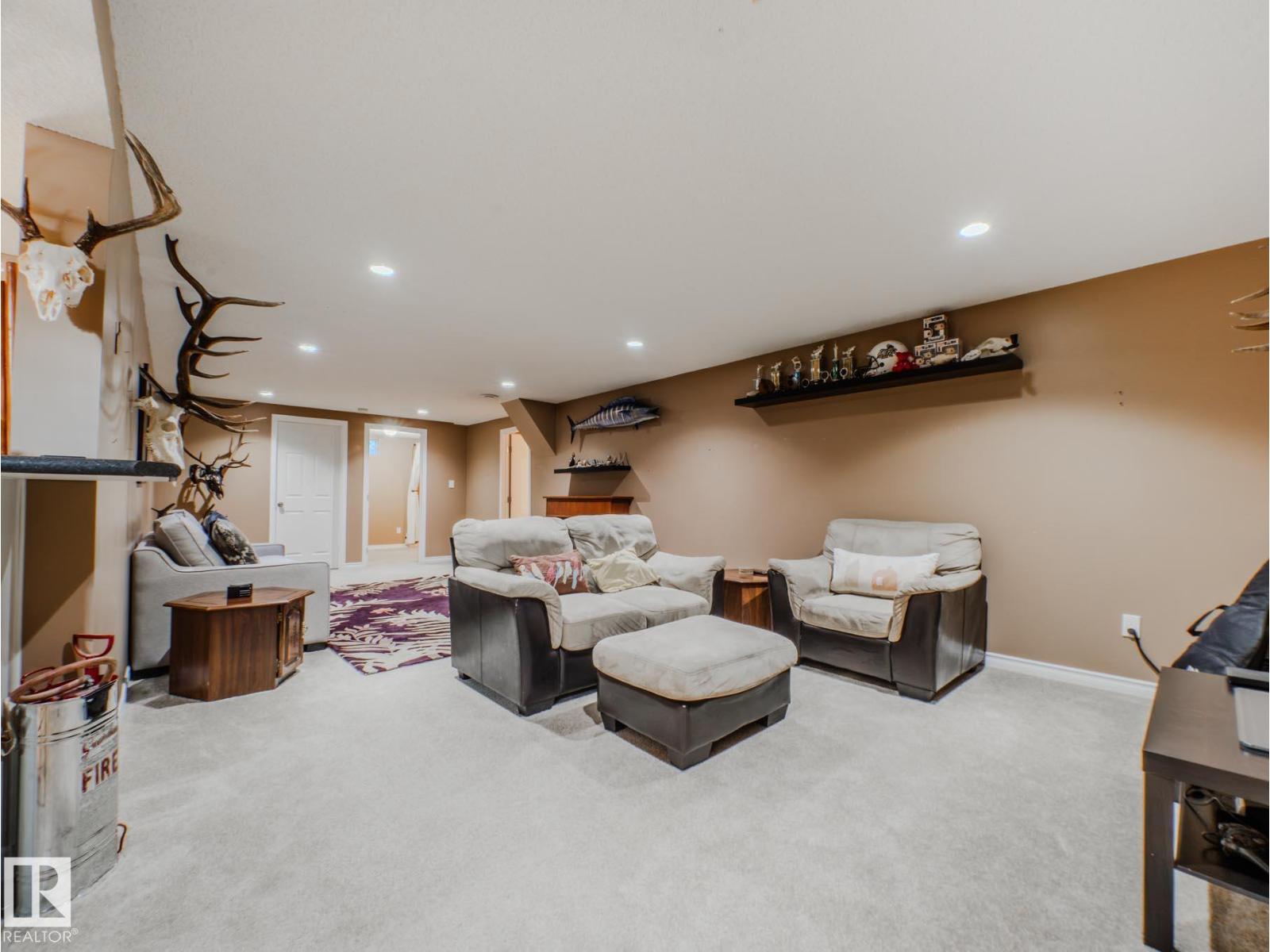 3204 113b St Nw, Edmonton, Alberta  T6J 3T7 - Photo 25 - E4470259