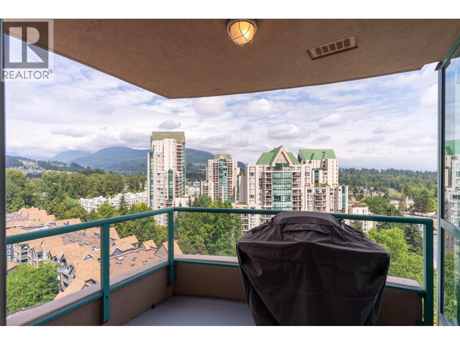 1605 3071 Glen Drive, Coquitlam, British Columbia  V3B 7R1 - Photo 24 - R3074416