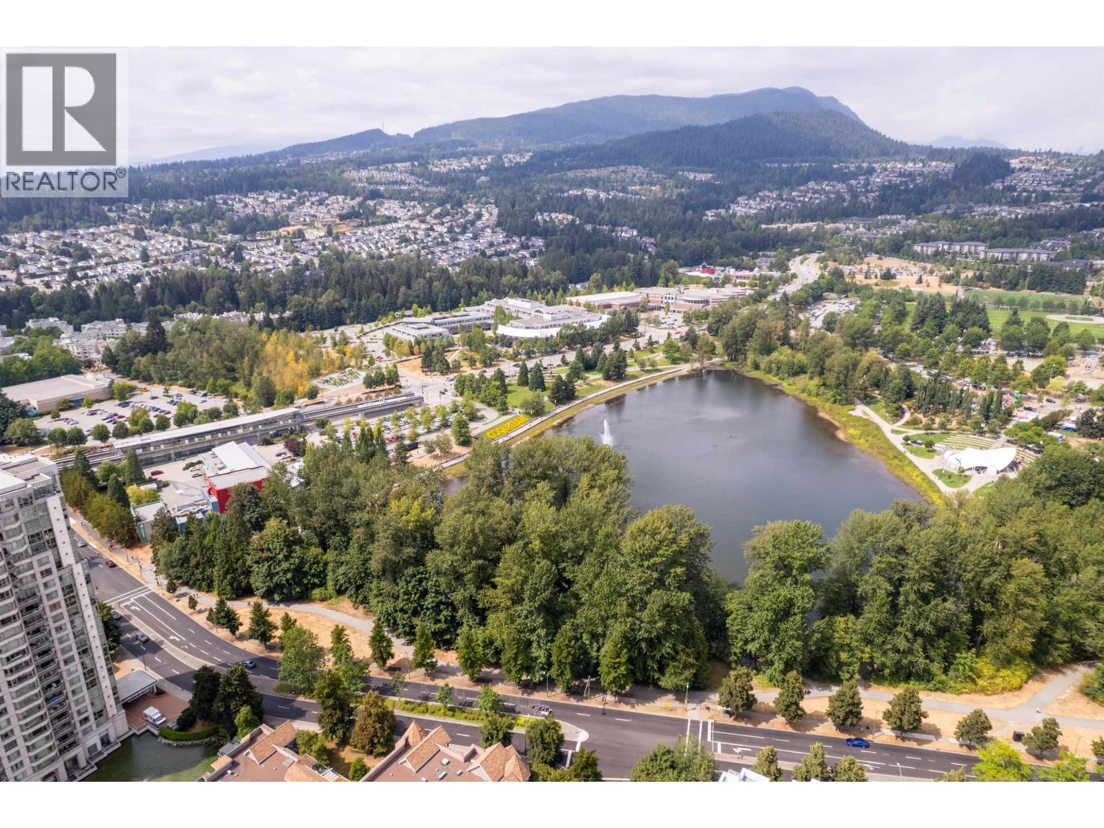 1605 3071 Glen Drive, Coquitlam, British Columbia  V3B 7R1 - Photo 37 - R3074416