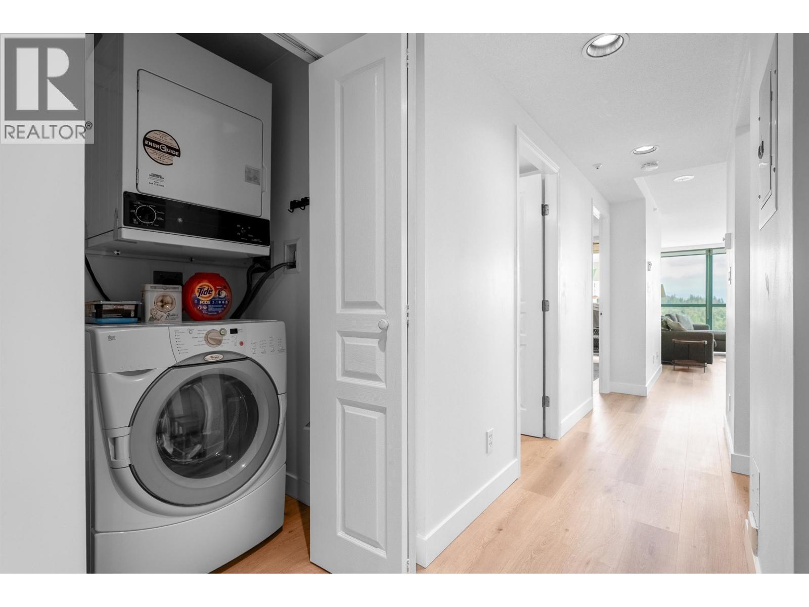 1605 3071 Glen Drive, Coquitlam, British Columbia  V3B 7R1 - Photo 20 - R3074416