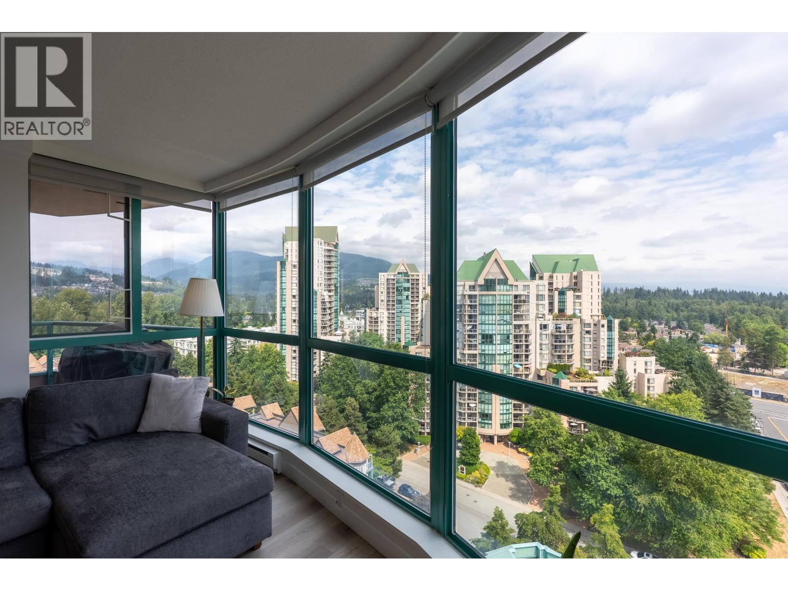 1605 3071 Glen Drive, Coquitlam, British Columbia  V3B 7R1 - Photo 25 - R3074416