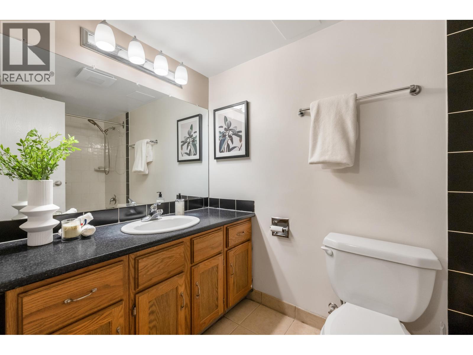 608 6595 Willingdon Avenue, Burnaby, British Columbia  V5H 4E5 - Photo 10 - R3076774