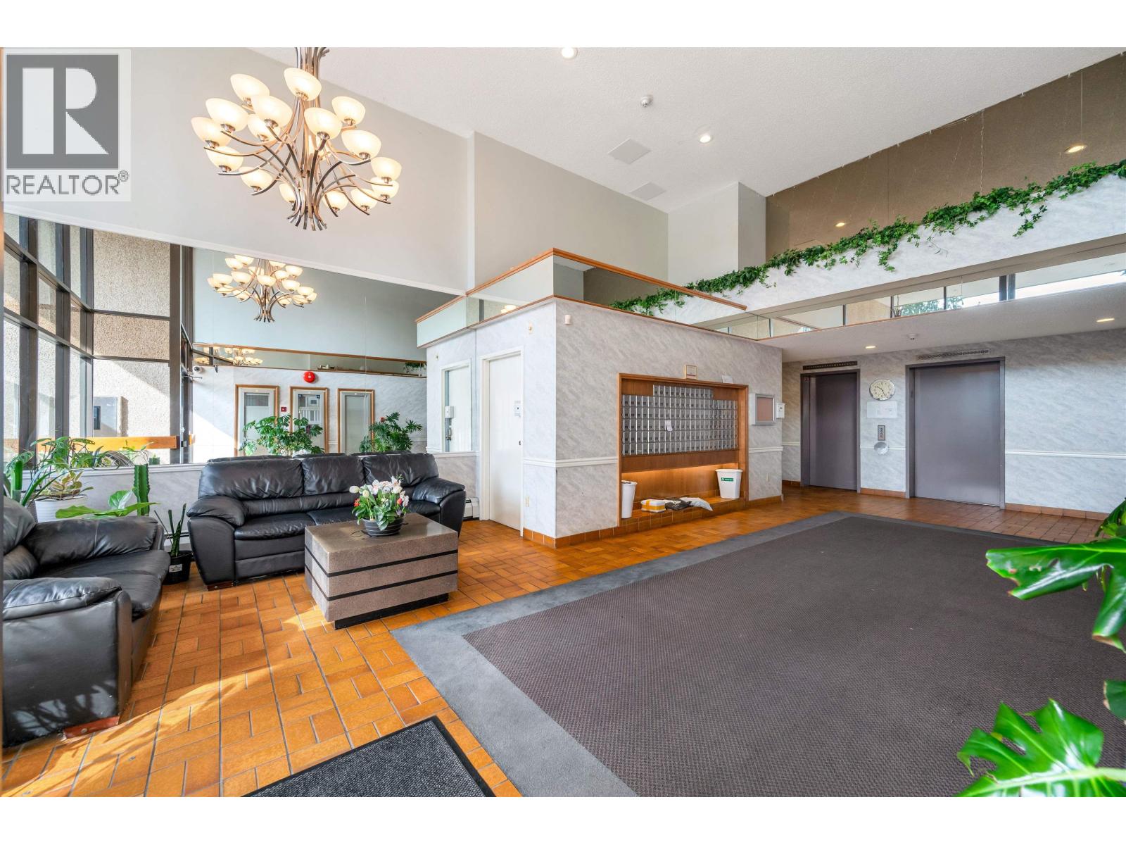 608 6595 Willingdon Avenue, Burnaby, British Columbia  V5H 4E5 - Photo 3 - R3076774