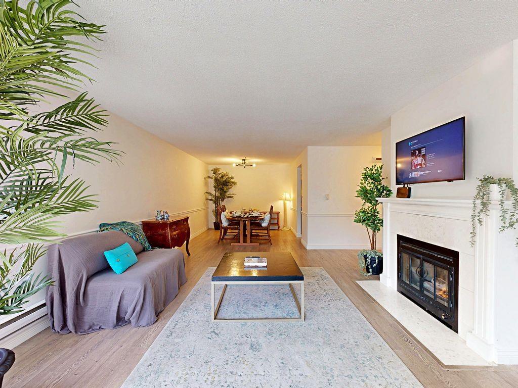 106 1467 Martin Street, White Rock, British Columbia  V4B 3W8 - Photo 2 - R3080214