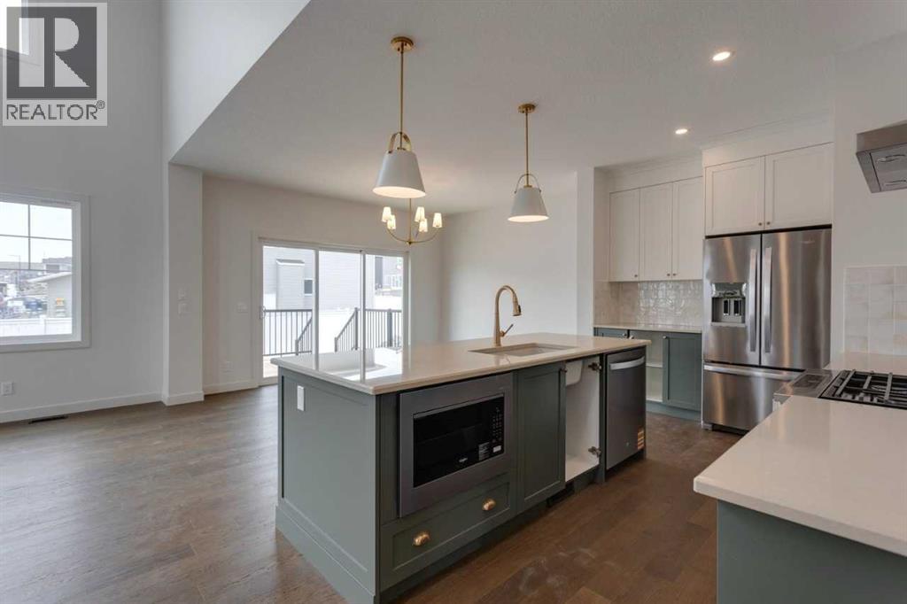 21 Bayview Mews Sw, Airdrie, Alberta  T4B 4G2 - Photo 10 - A2243336