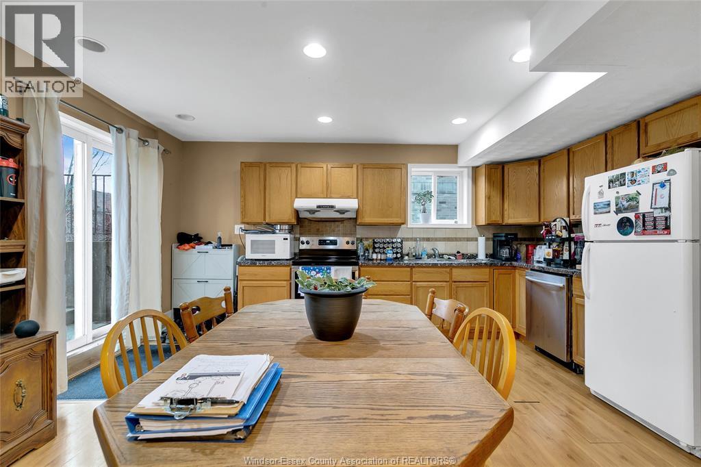 534 Rodfam Drive, Windsor, Ontario  N9G 2W1 - Photo 11 - 26001306