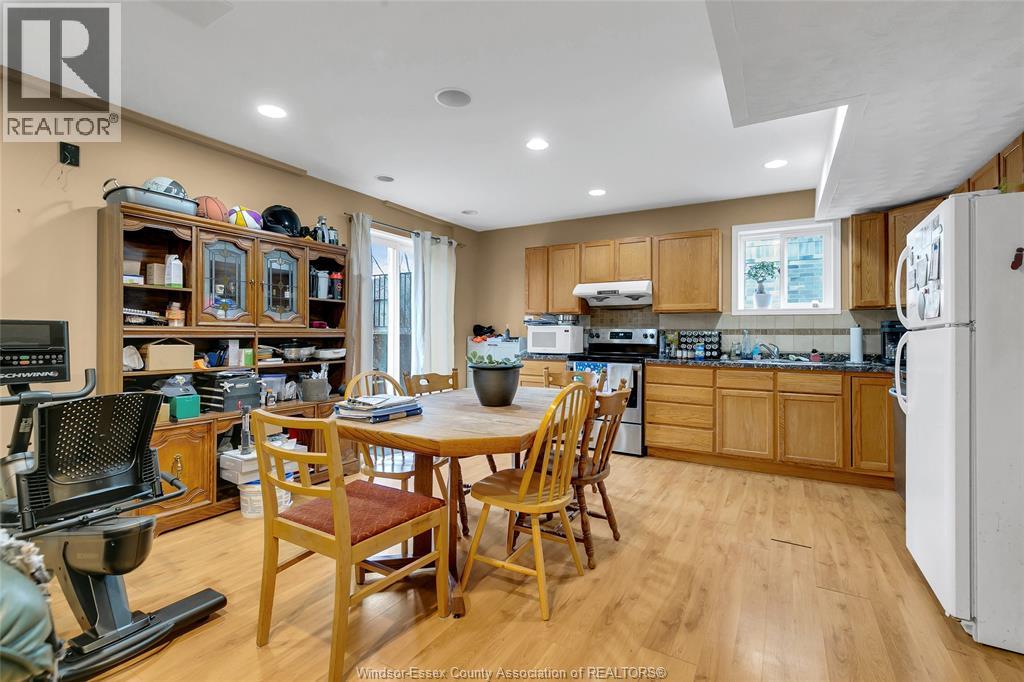534 Rodfam Drive, Windsor, Ontario  N9G 2W1 - Photo 8 - 26001306