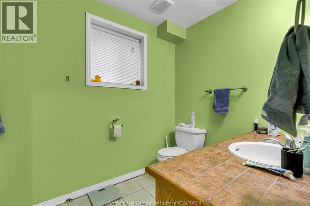 534 Rodfam Drive, Windsor, Ontario  N9G 2W1 - Photo 18 - 26001306