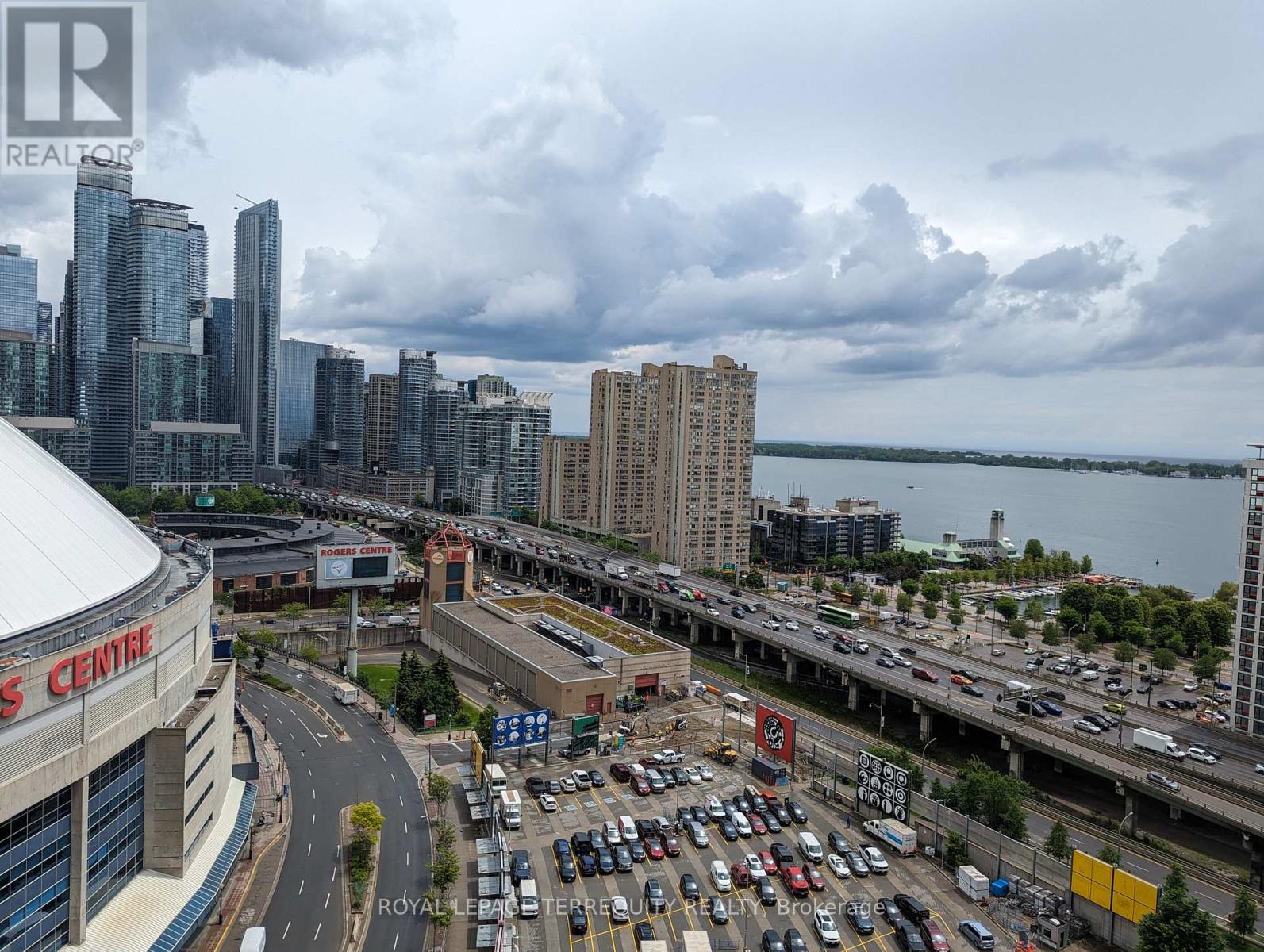 2208 - 3 NAVY WHARF COURT, Toronto, Ontario