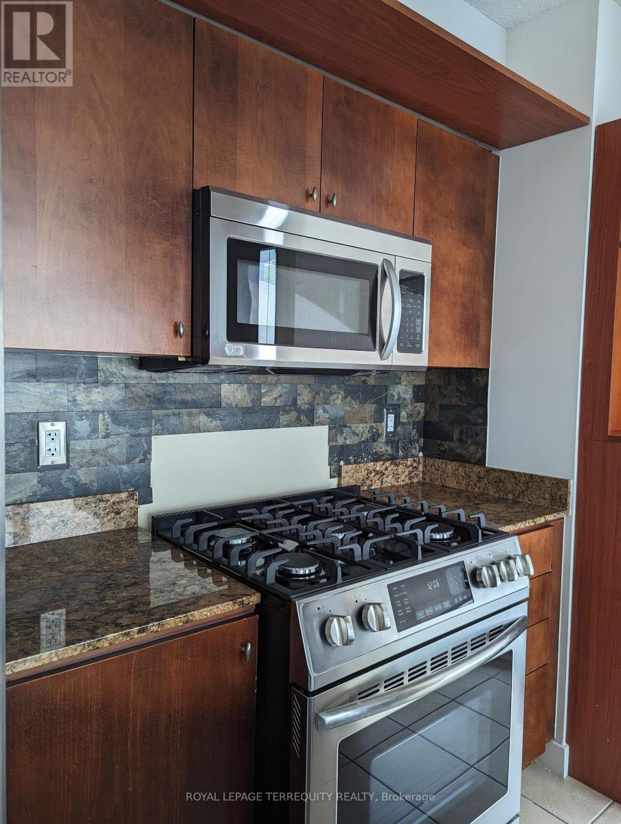 2208 - 3 Navy Wharf Court, Toronto, Ontario  M5V 3V1 - Photo 13 - C12703212