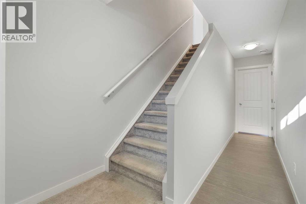 325 Copperpond Landing Se, Calgary, Alberta  T2Z 1G6 - Photo 5 - A2279011