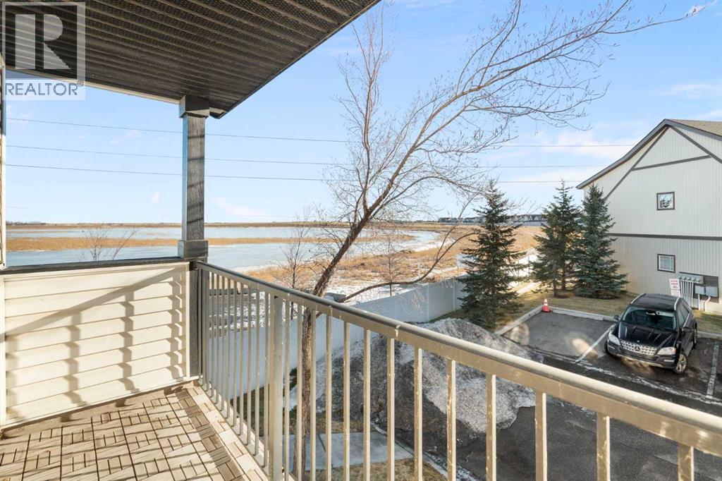 325 Copperpond Landing Se, Calgary, Alberta  T2Z 1G6 - Photo 21 - A2279011