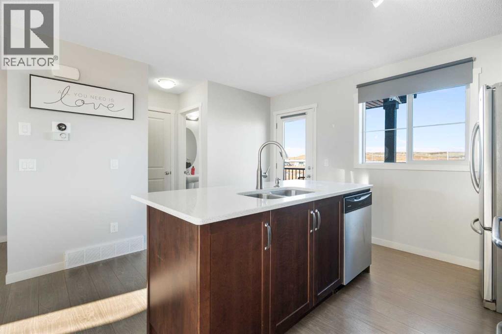 325 Copperpond Landing Se, Calgary, Alberta  T2Z 1G6 - Photo 16 - A2279011