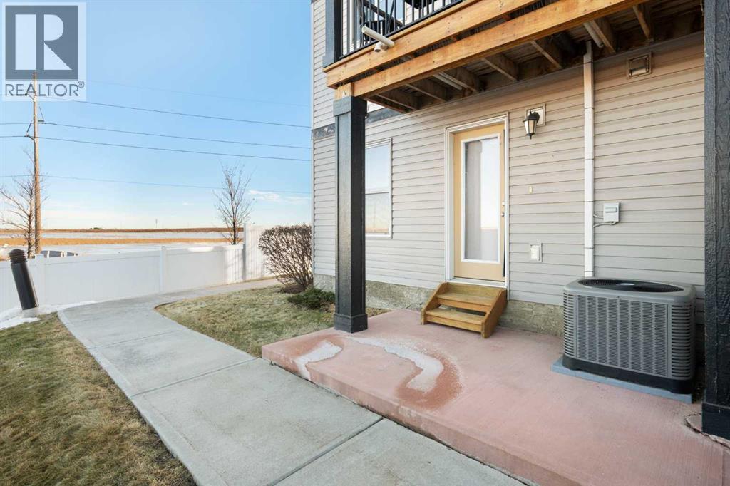 325 Copperpond Landing Se, Calgary, Alberta  T2Z 1G6 - Photo 31 - A2279011