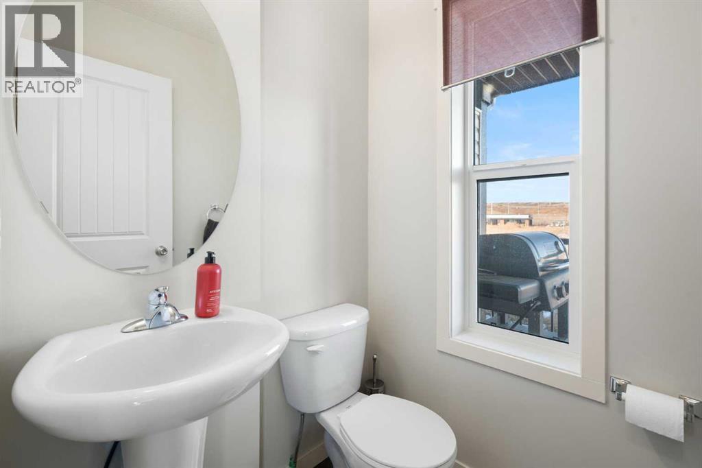 325 Copperpond Landing Se, Calgary, Alberta  T2Z 1G6 - Photo 18 - A2279011