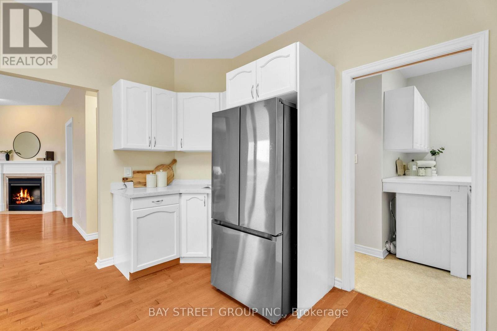 Photo 21 of 49 for 394 Berryhill Drive W