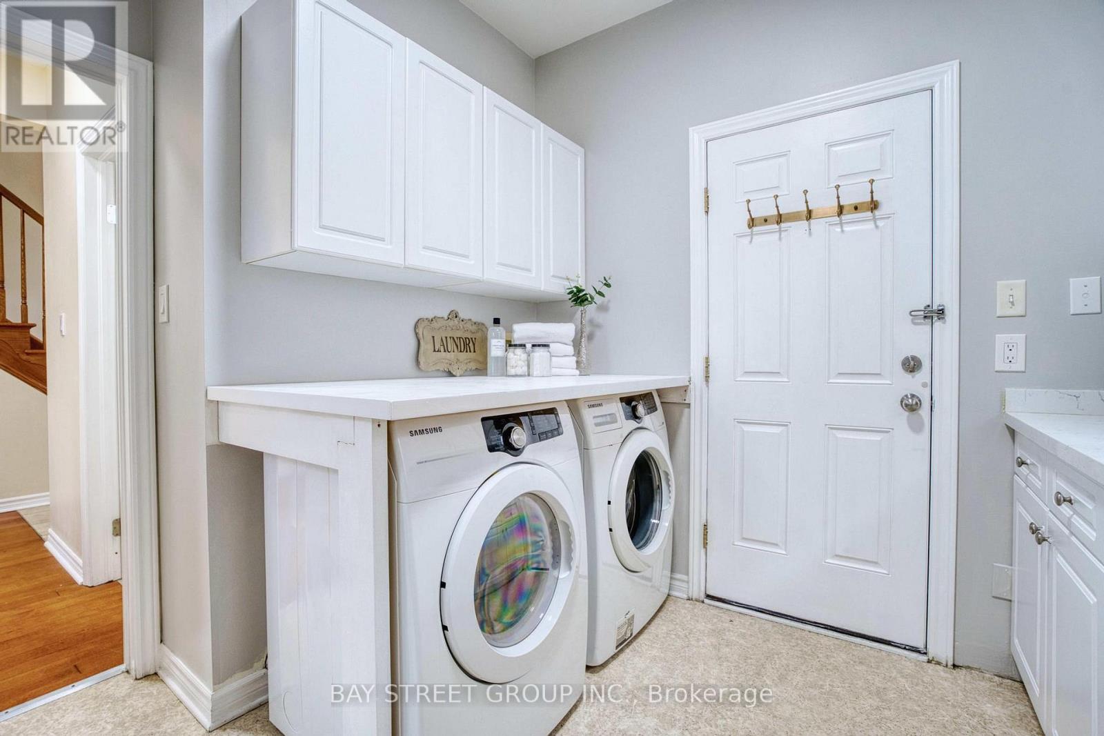 Photo 23 of 49 for 394 Berryhill Drive W