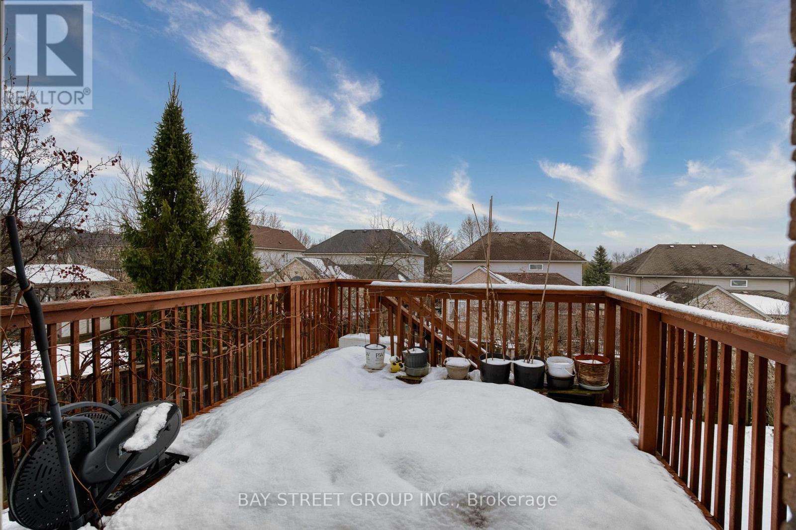 Photo 35 of 49 for 394 Berryhill Drive W