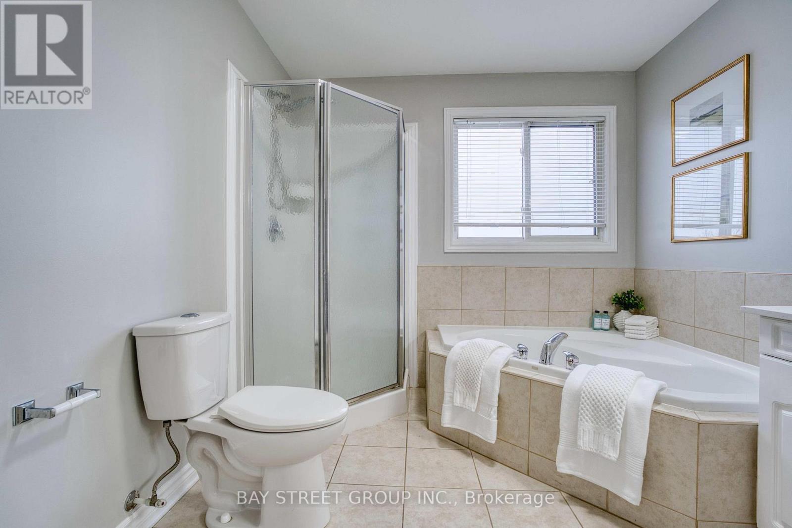 394 Berryhill Drive W, London North, Ontario  N5X 4L4 - Photo 30 - X12679292