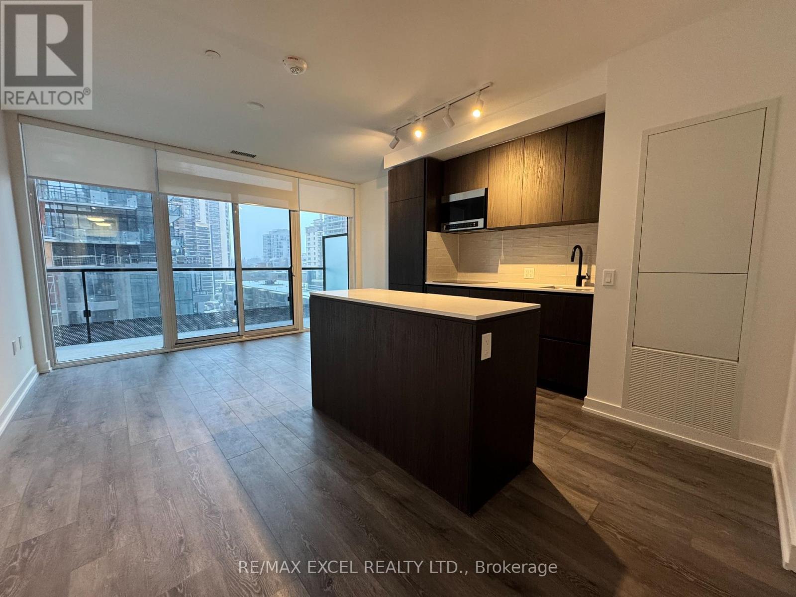 604 - 117 Broadway Avenue, Toronto, Ontario  M4P 1V4 - Photo 4 - C12703520