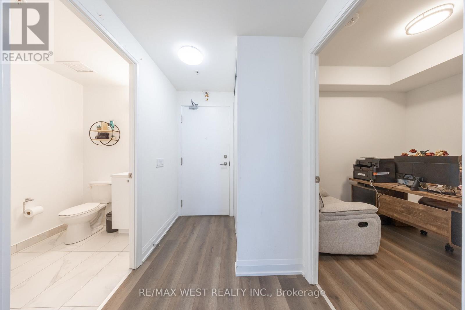 901 - 3655 Kingston Road, Toronto, Ontario  L6B 0X6 - Photo 4 - E12703612