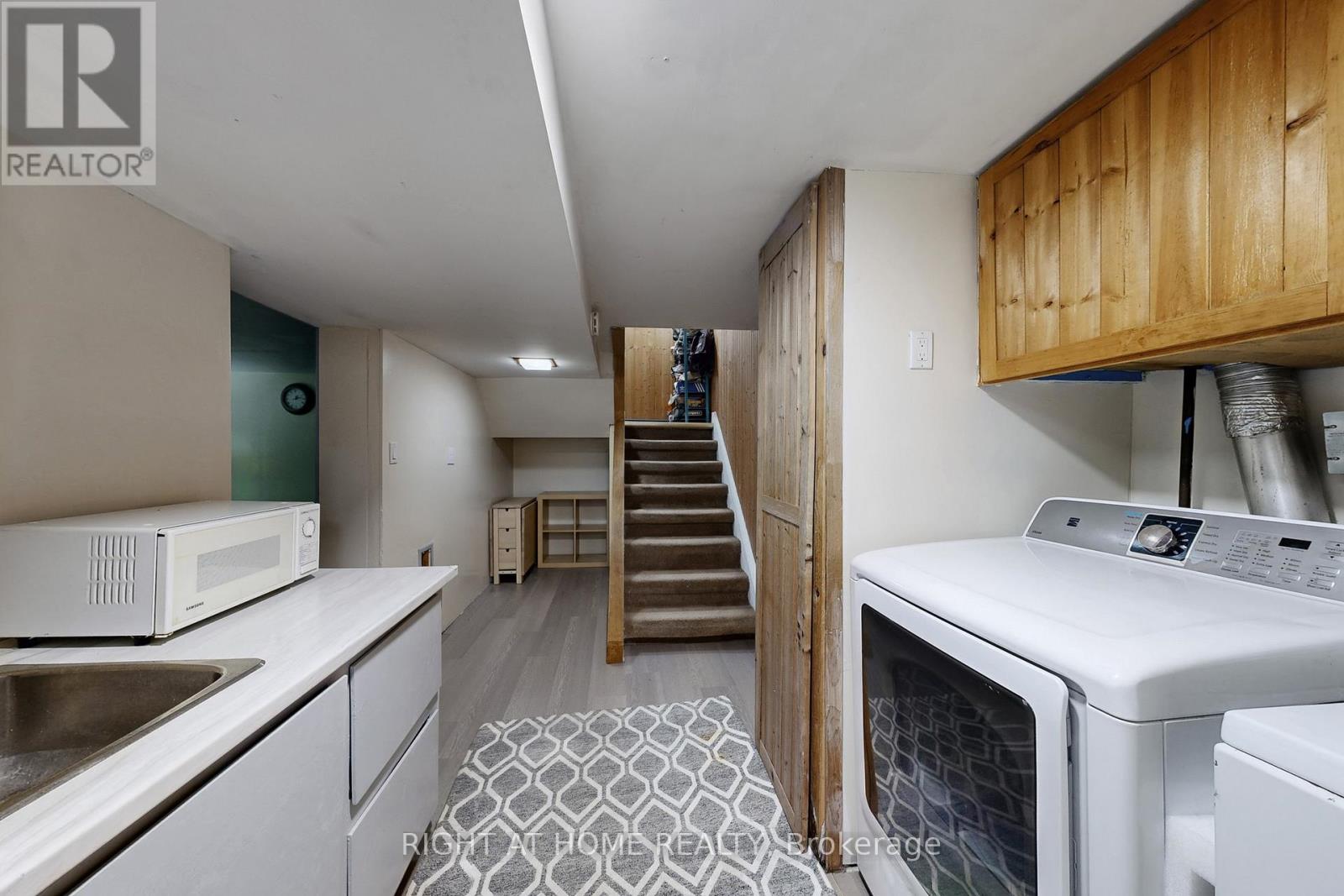 46 Glenshephard Drive, Toronto, Ontario  M1K 4N3 - Photo 30 - E12703616