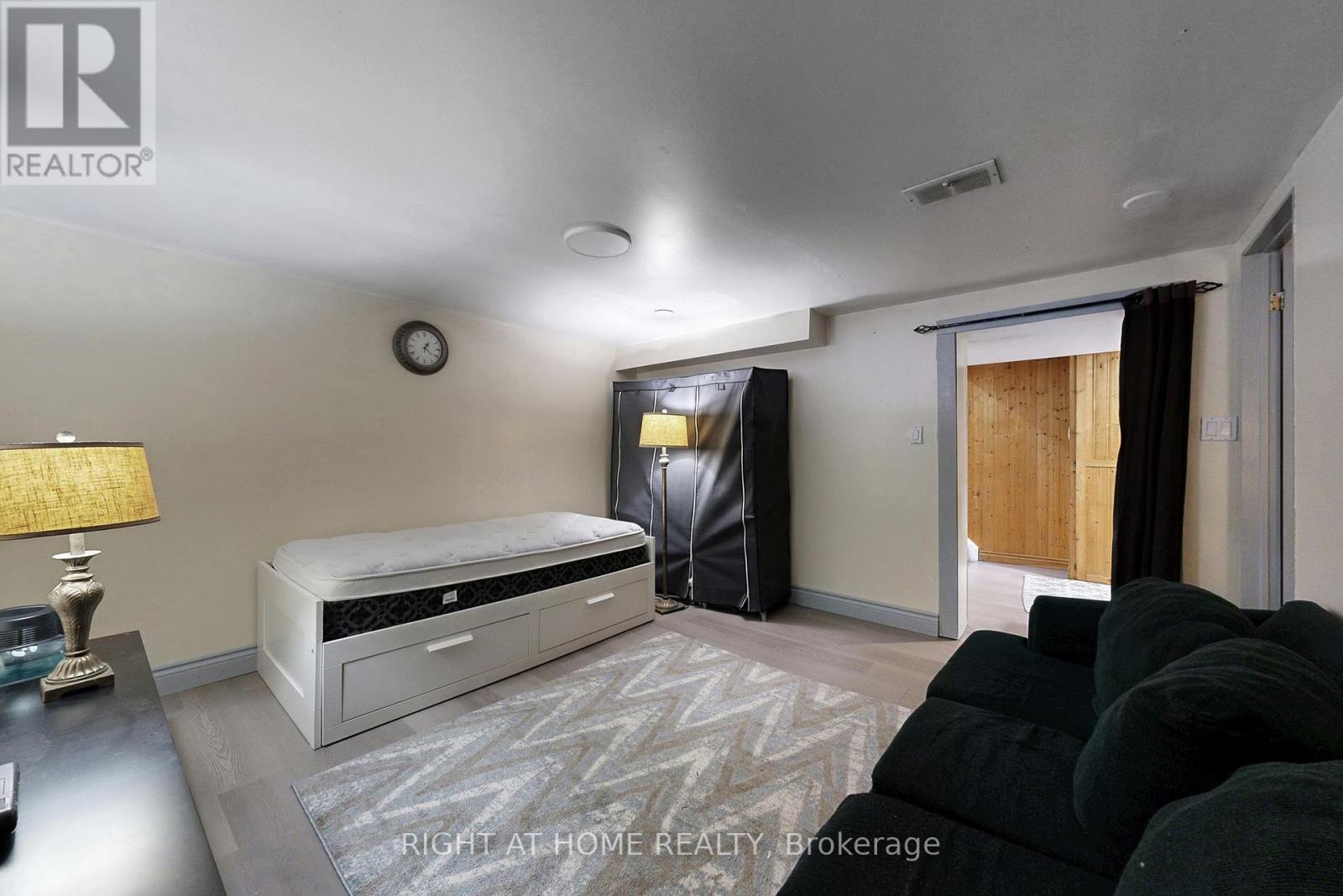 46 Glenshephard Drive, Toronto, Ontario  M1K 4N3 - Photo 33 - E12703616