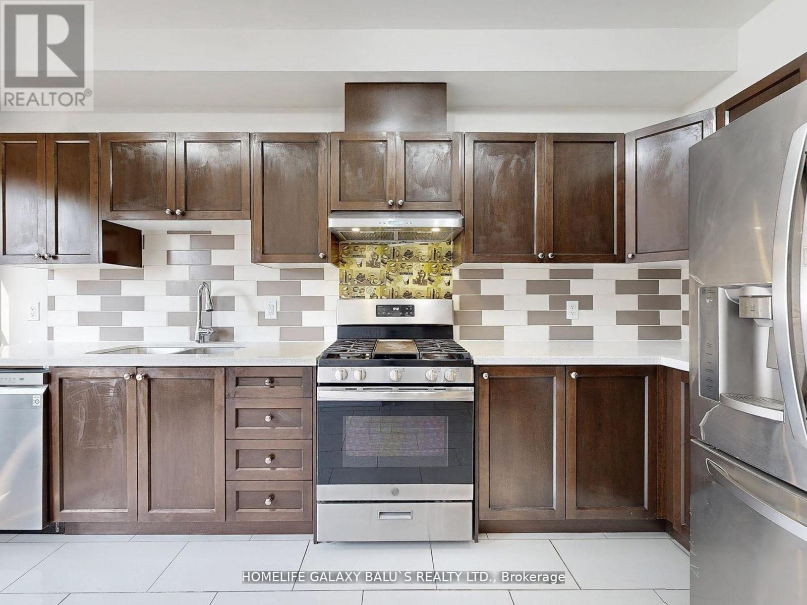 1561 Greenmount Street, Pickering, Ontario  L1X 2J1 - Photo 20 - E12703632