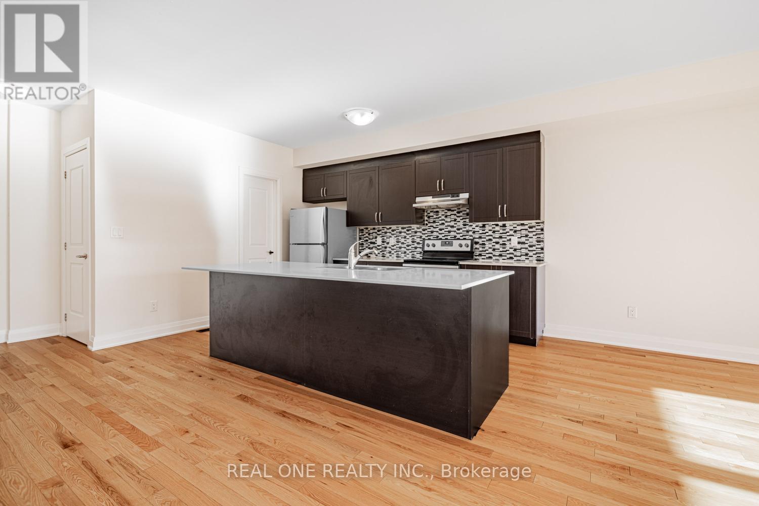 5 Gridiron Gate, Vaughan, Ontario  L4H 4W8 - Photo 12 - N12703542