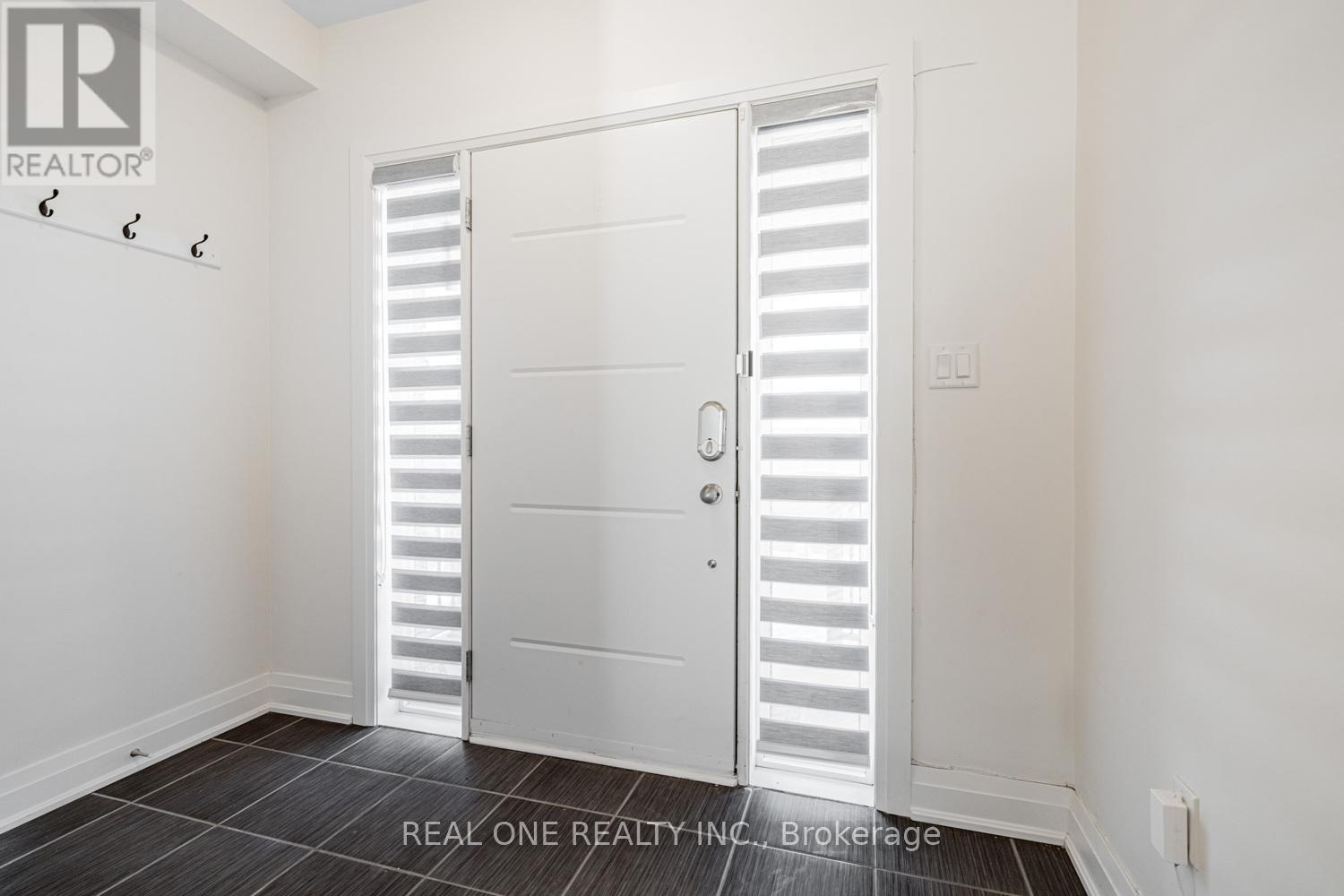 5 Gridiron Gate, Vaughan, Ontario  L4H 4W8 - Photo 3 - N12703542