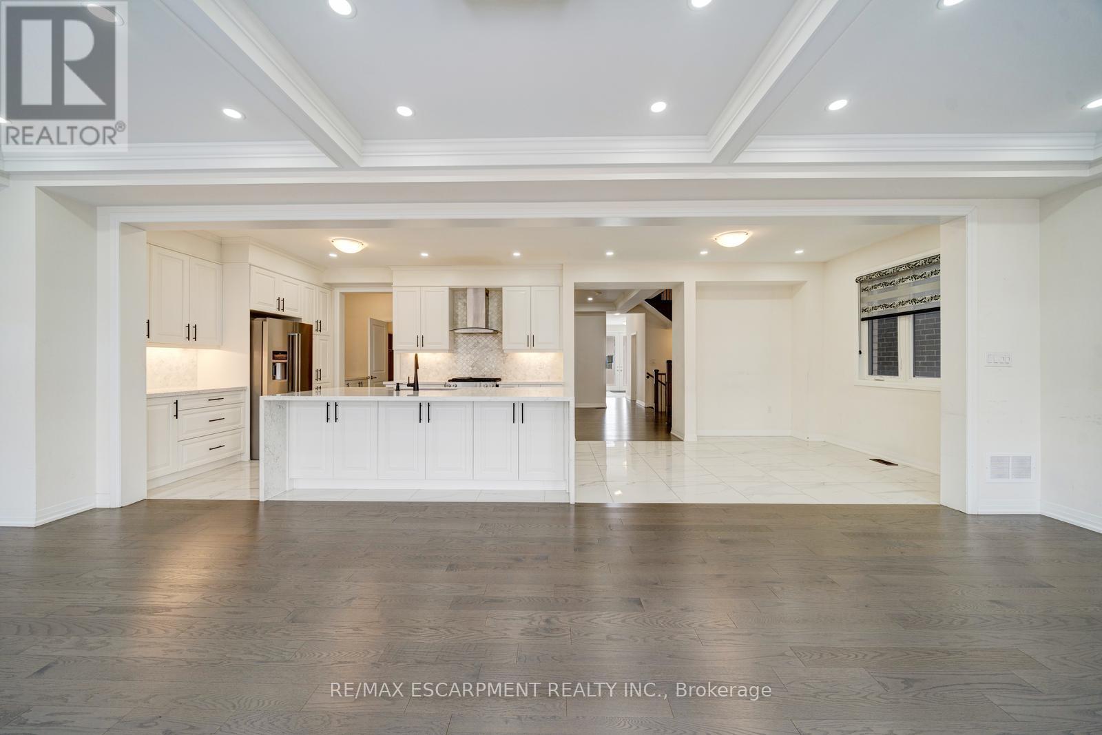 104 Mckean Drive, Whitchurch-Stouffville, Ontario  L4A 4W4 - Photo 15 - N12703598