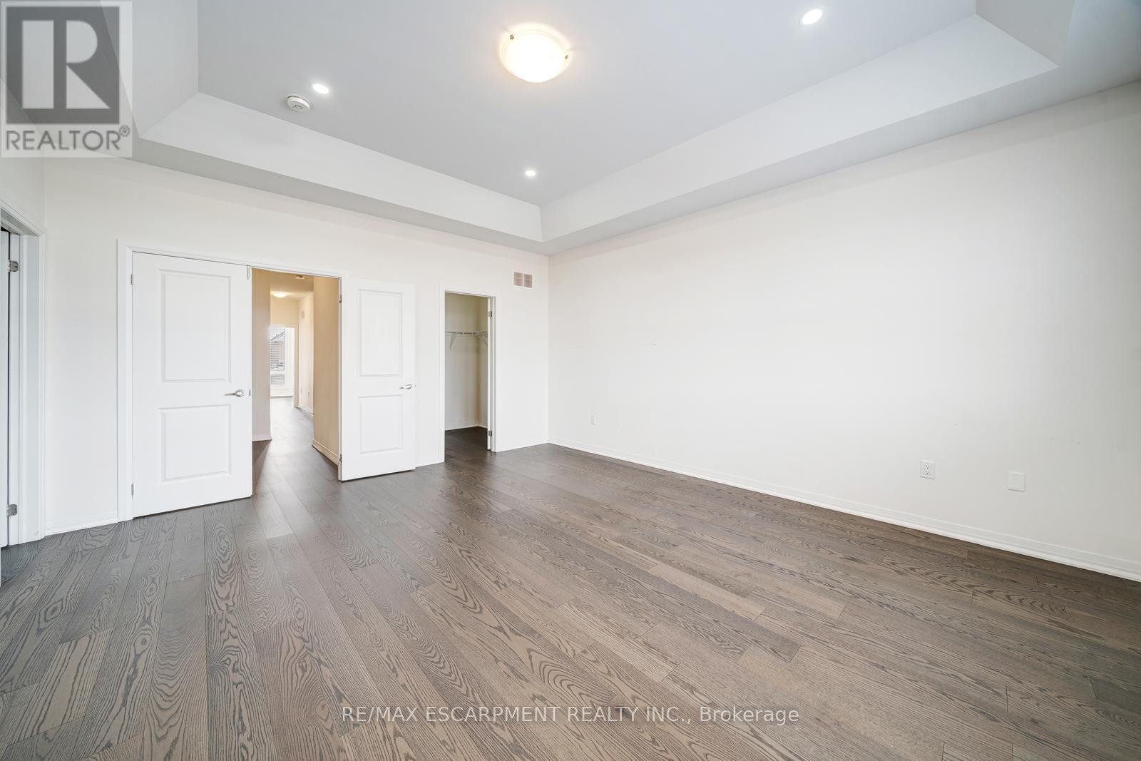 104 Mckean Drive, Whitchurch-Stouffville, Ontario  L4A 4W4 - Photo 28 - N12703598