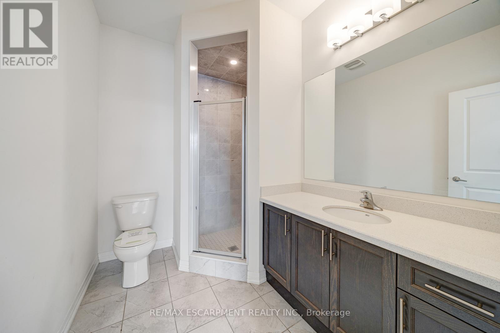 104 Mckean Drive, Whitchurch-Stouffville, Ontario  L4A 4W4 - Photo 40 - N12703598