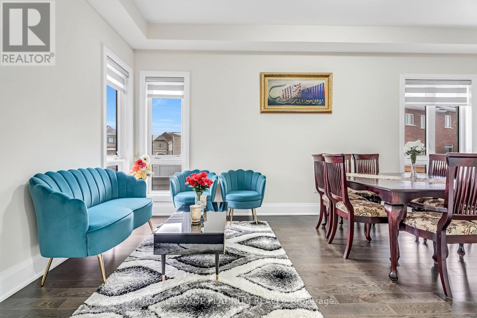 49 Westlake Crescent, Bradford West Gwillimbury (Bradford), Ontario  L3Z 4K4 - Photo 5 - N12703614