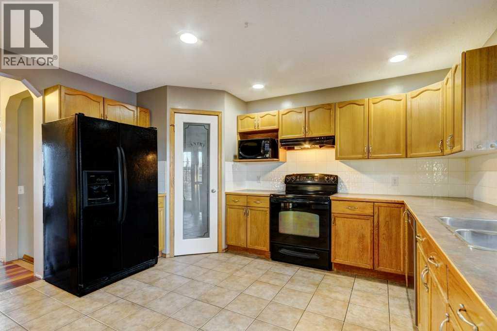 5 Inverness Court Se, Calgary, Alberta  T2Z 2W8 - Photo 9 - A2279177