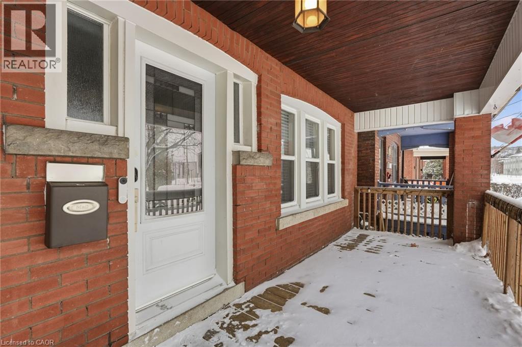 34 Balsam Avenue N, Hamilton, Ontario  L8L 6Y3 - Photo 3 - 40796333