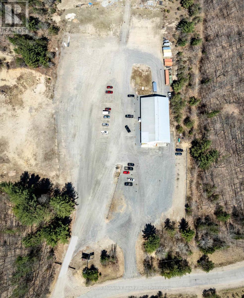 492 Old Ferguson Road E, Huntsville, Ontario  P1H 2J2 - Photo 3 - X12703714