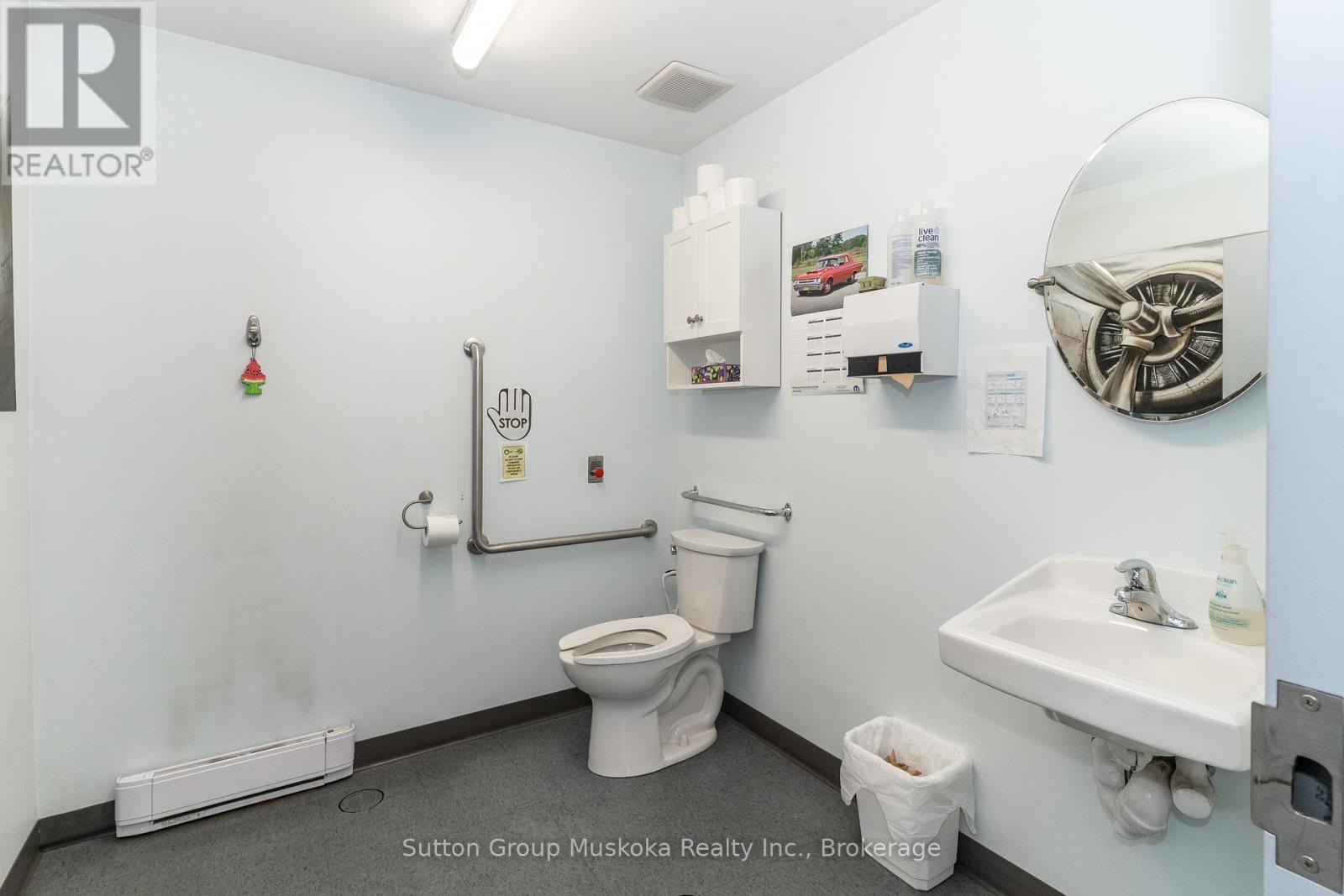 492 Old Ferguson Road E, Huntsville, Ontario  P1H 2J2 - Photo 9 - X12703714