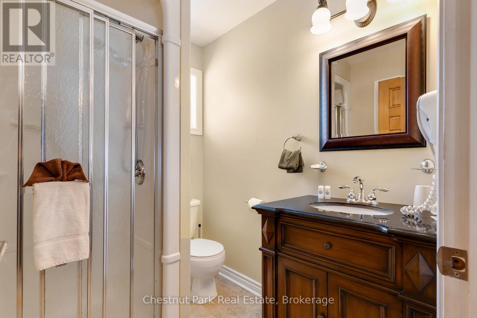 105-10 - 1052 Rat Bay Road, Lake Of Bays (Franklin), Ontario  P1H 2J6 - Photo 23 - X12703748