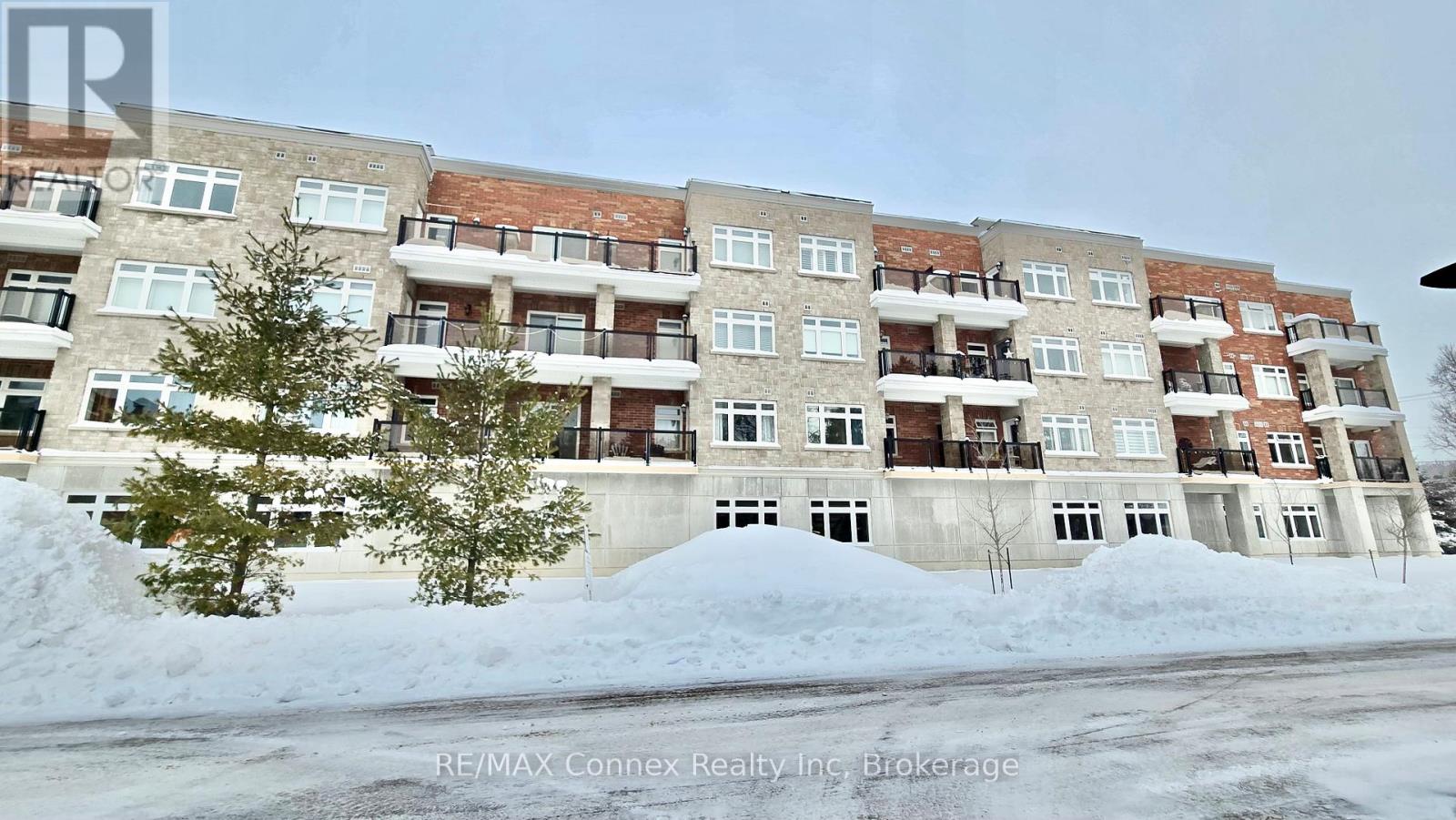 214 - 245 SCOTLAND STREET, centre wellington (fergus), Ontario