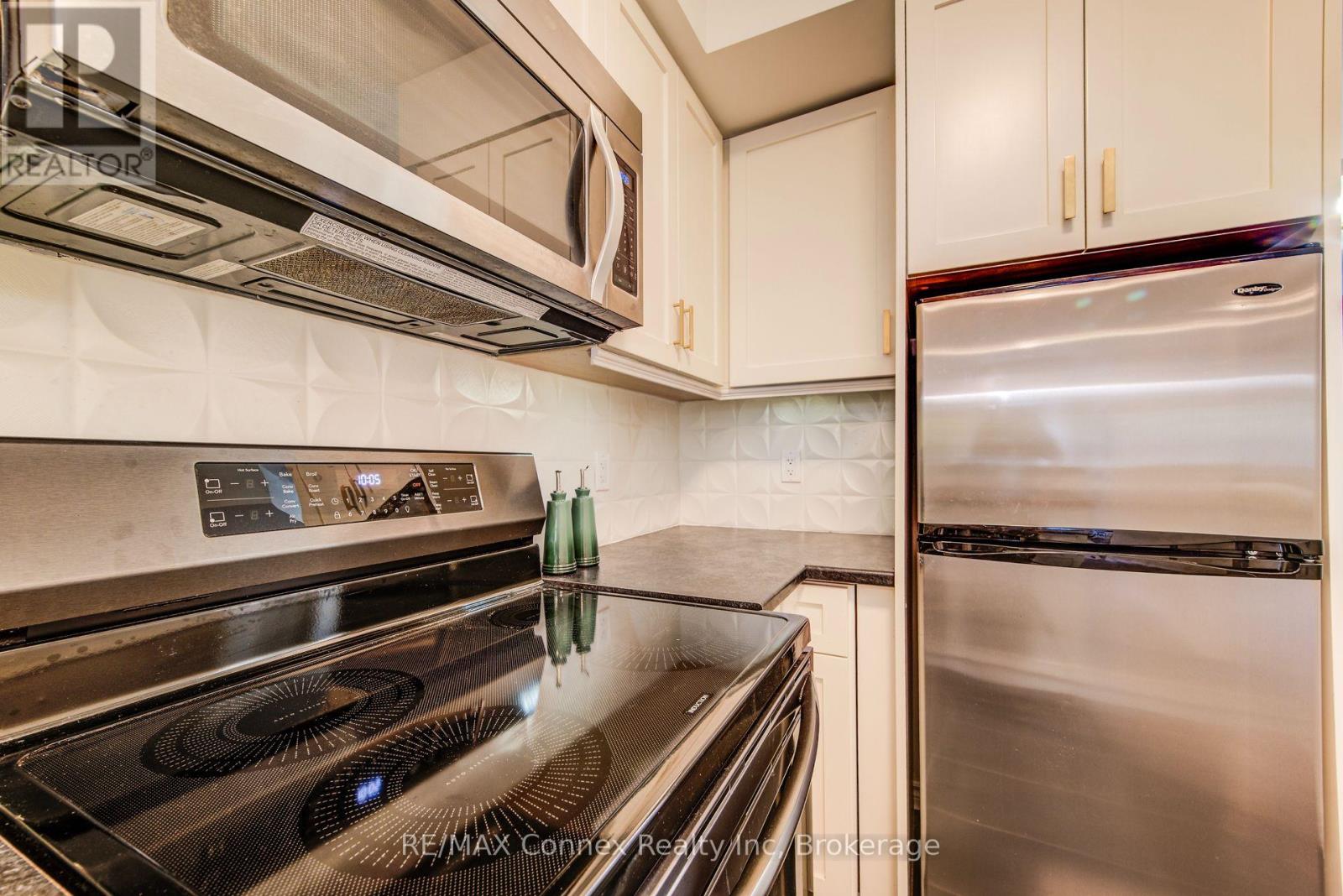 214 - 245 Scotland Street, Centre Wellington (Fergus), Ontario  N1M 0B5 - Photo 19 - X12703868